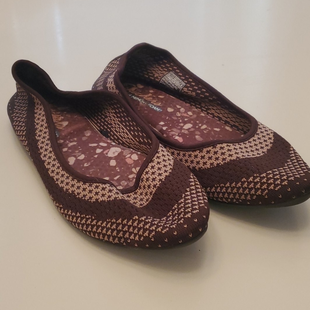 Sketchers Aur-Cooled Memory Foam flats